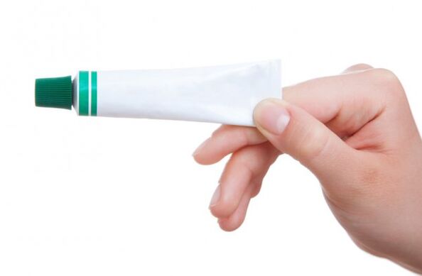 Medicines in the form of a cream for the treatment of toenail fungus